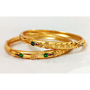 High Quality Golden Microplated Enamel Ruby Green Bangles Pattern B (Size 2-2)