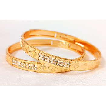 Supreme Quality Golden Microplated White AD Pattern A