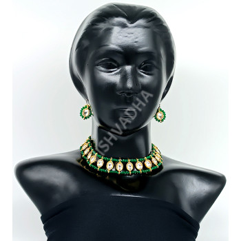 Elegant Dark Green Decorated Kundan Party / Ethnic Wear Shot Necklace