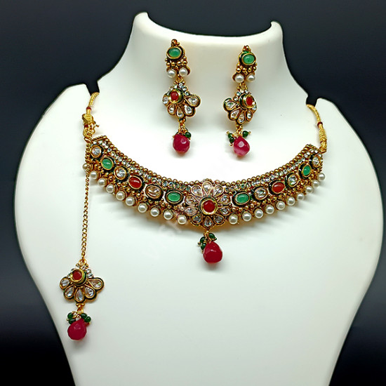 Close Neck Choker Type Necklace with Pearls and Beads Flower Pattern with Tikka / Chutti