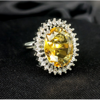 Exquisite Glittering Rodium Stones Honey Yellow Finger Ring
